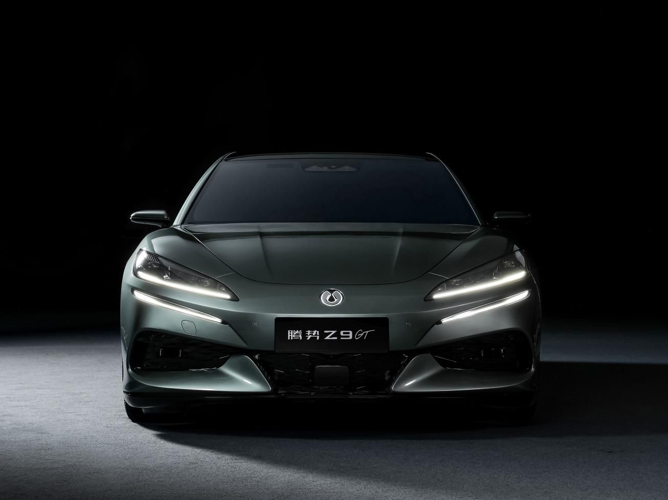 33.48 万元起,腾势 Z9GT 上市,配置三电机与后轮转向 33.48 万元起,腾势 Z9GT 上市,配置三电机与后轮转向