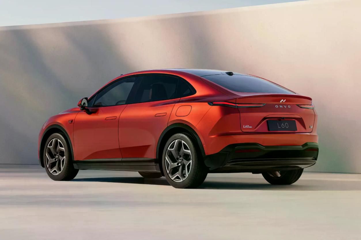 20.69 万元起,乐道 L60 上市,续航 730km 且支持换电 20.69 万元起,乐道 L60 上市,续航 730km 且支持换电