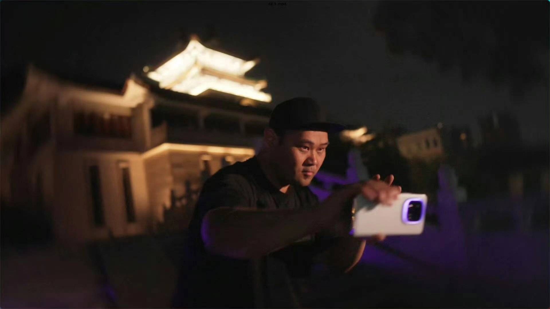 搭载骁龙 8 至尊版，iQOO 13 相机外观自带跑马灯