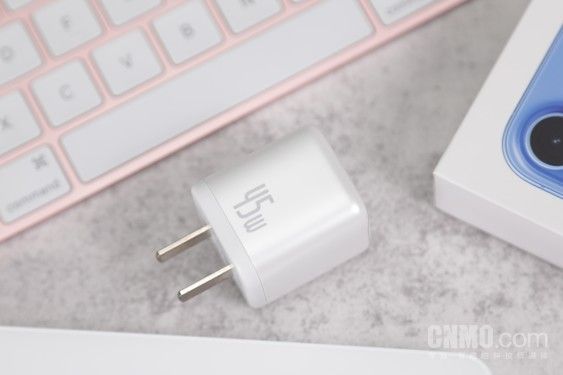 iPhone 16的完美拍档？倍思GaN6 Pro 氮化镓快充充电器 1C 45w开箱
