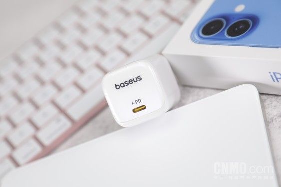 iPhone 16的完美拍档？倍思GaN6 Pro 氮化镓快充充电器 1C 45w开箱