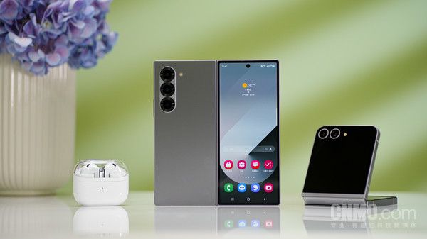 三星Galaxy Z Fold6/Z Flip6：高颜值且有&ldquo;AI&rdquo;的折叠屏