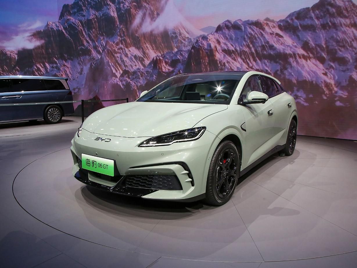 13.68万元起 海豹06GT上市 纯电钢炮/最高续航605km