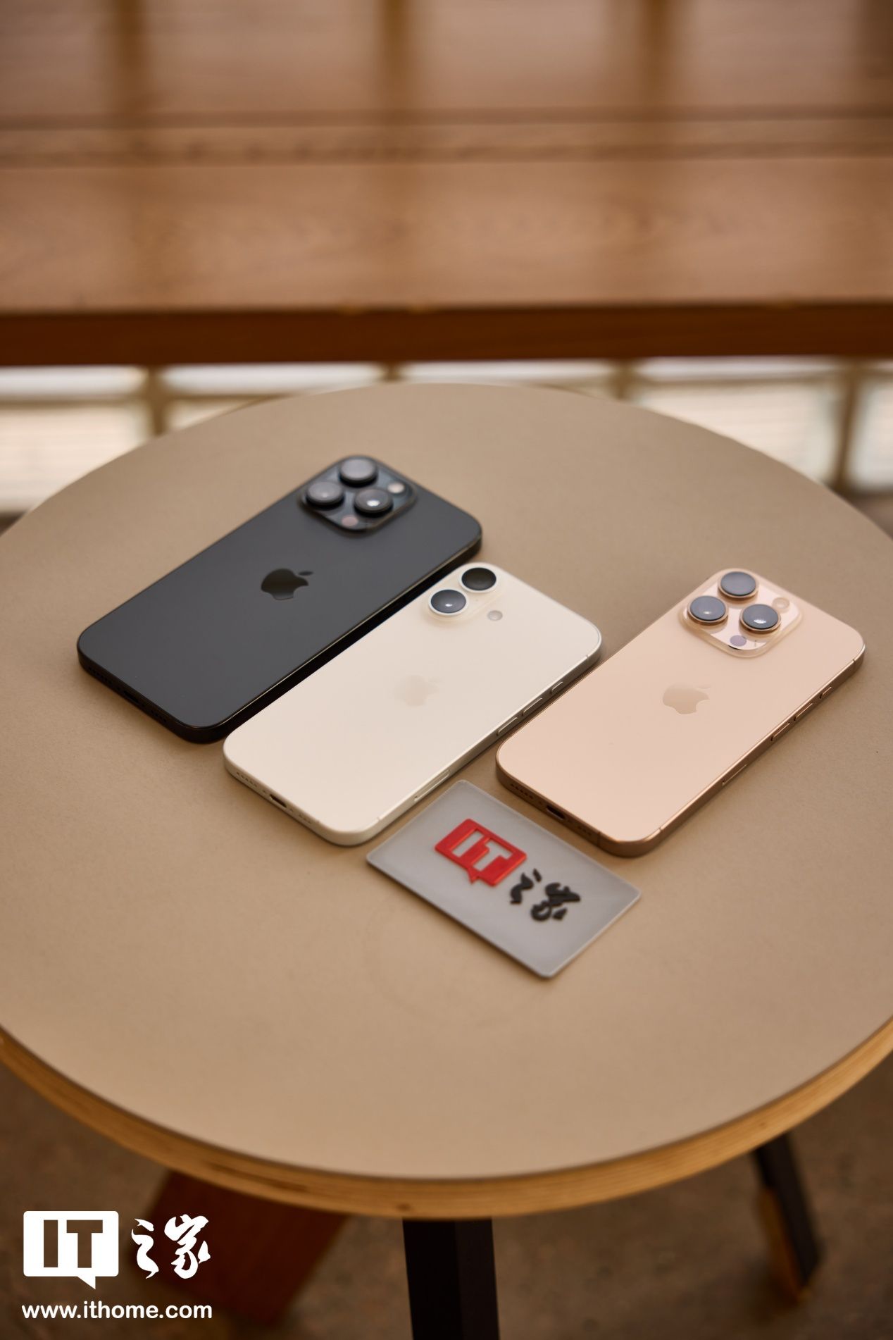 高端手机之王再攀新高峰,苹果 iPhone 美国平均零售价 1018 美元创新高 高端手机之王再攀新高峰,苹果 iPhone 美国平均零售价 1018 美元创新高